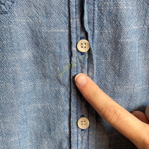 Ladies button down top - Picture 5 of 6